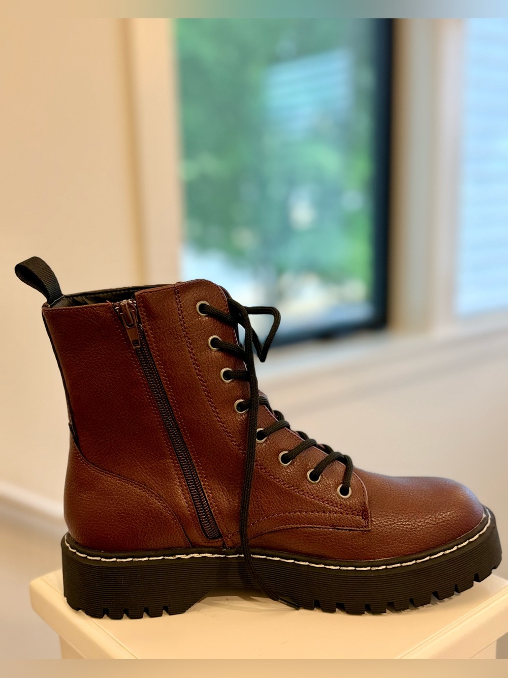 Sincerely Jules Women’s Cognac Combat Boots Size 9 NWT Lace Up Side Zip Lug Sole - Picture 4 of 7